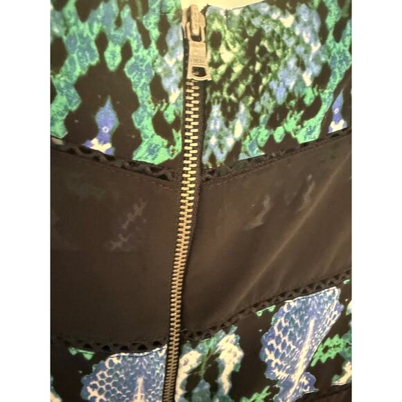 Sam Edelman Snake Print Bodycon Dress Small Green Blue Black Cap Sleeve Zip - Picture 4 of 7